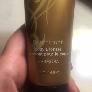 Younique Bronzer “New”